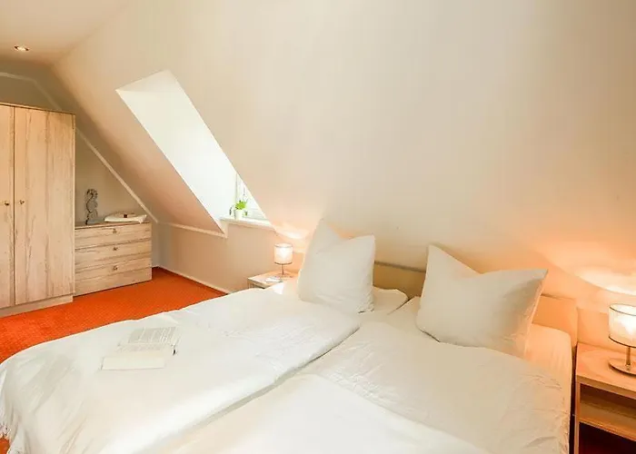 Semesterbostad Seepferdchen, 15b, Haus Zingst 15b Ostseebad Nienhagen